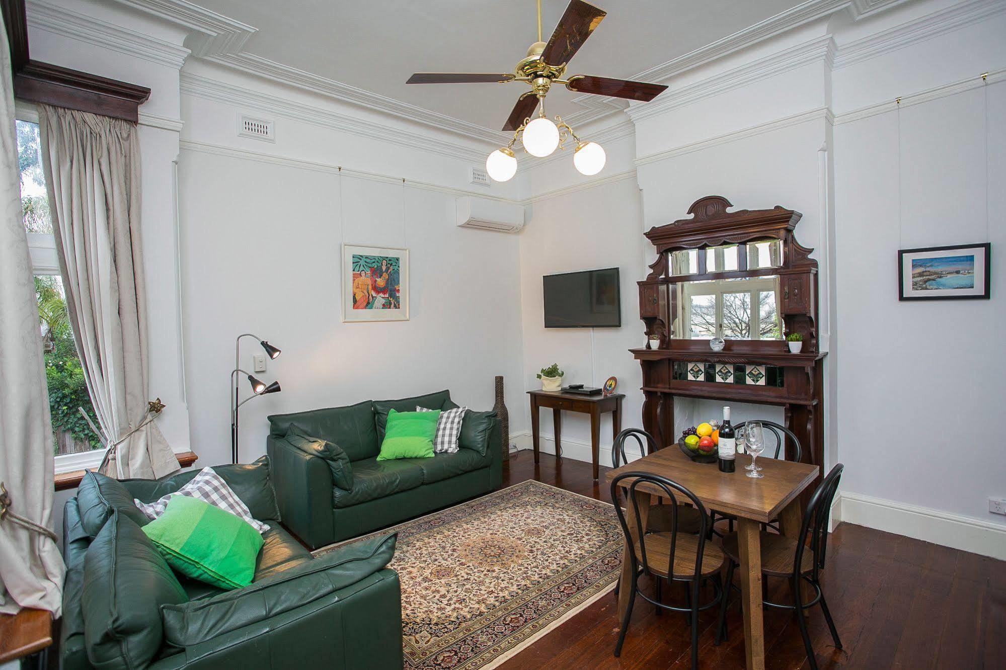 Danum House Villa ฟรีแมนเทิล ภายนอก รูปภาพ